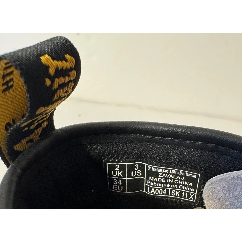 Dr. Martens Zavala J Boots Kids Size 3 White‎ Leather Combat Zip